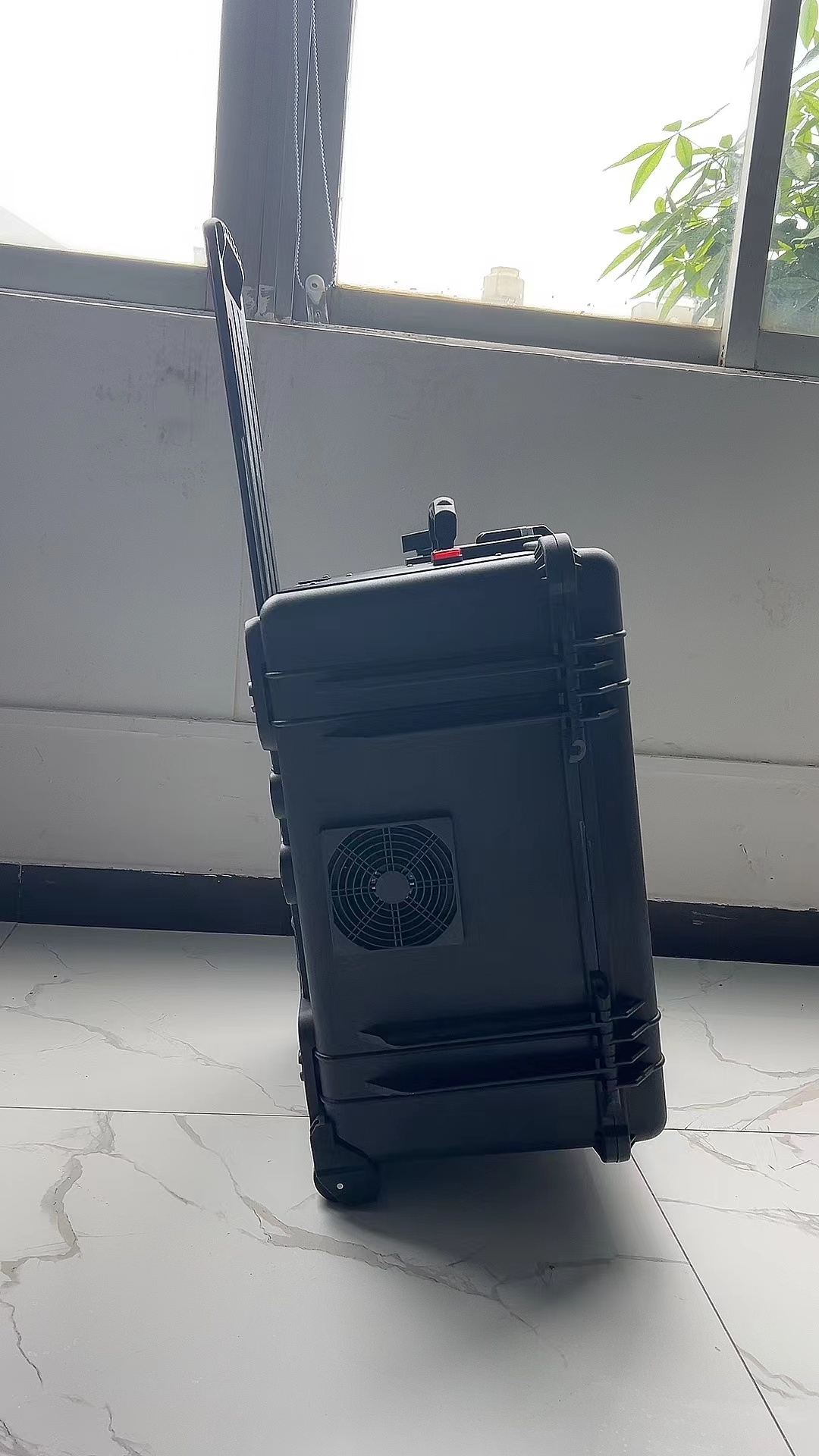 蒲城手拉箱型移动通信干扰器